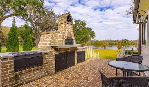 4285 Clover Hill Road - Patio/ Oven