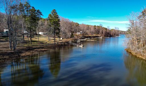 Photo #11 of 3562 Summerset Road North, Gretna, VA 1.2 acres