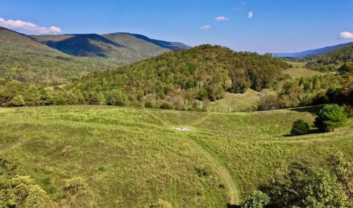Photo #15 of 414 Niday Dr , Narrows, VA 590.2 acres