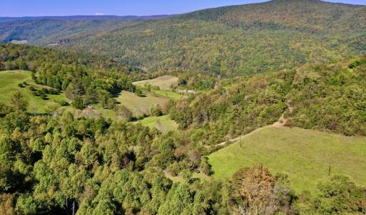 Photo #3 of 414 Niday Dr , Narrows, VA 590.2 acres
