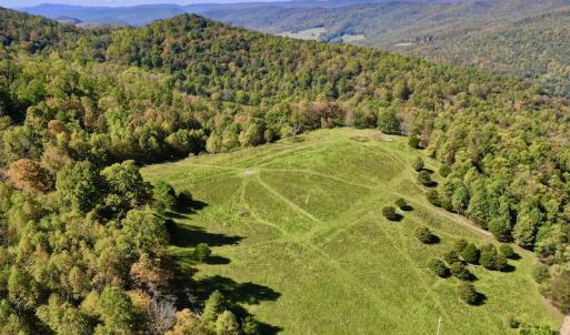 Photo #6 of 414 Niday Dr , Narrows, VA 590.2 acres