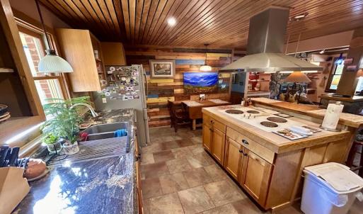 Photo #32 of 414 Niday Dr , Narrows, VA 590.2 acres
