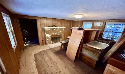 Photo #81 of 414 Niday Dr , Narrows, VA 590.2 acres