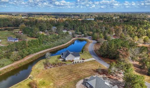 Photo #17 of 124 W Winding Way, Wallace, NC 0.5 acres