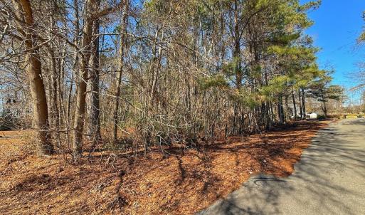 Photo #9 of 213 Saddlewood Dr, Goldsboro, NC 0.5 acres