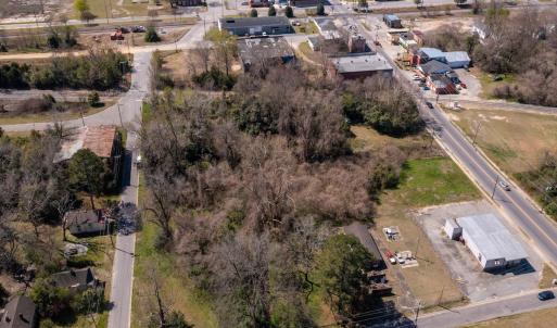 Photo #4 of 220 N. Pine Street, Laurinburg, NC 0.4 acres