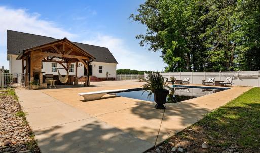 Photo #4 of 141 Arthur Majette Rd, Aulander, NC 22.0 acres