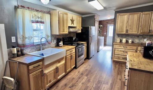 Photo #11 of 2338 Etters Lane, Cassatt, SC 28.0 acres