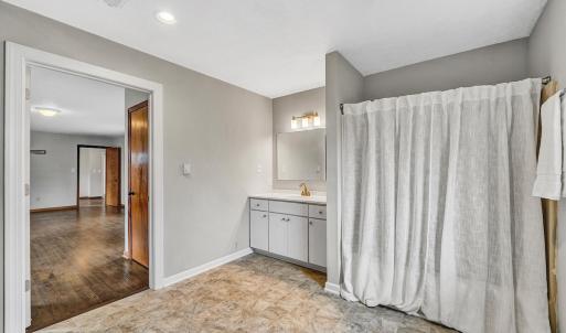 Photo #14 of 1059 Fairview Drive, Big Island, VA 1.8 acres