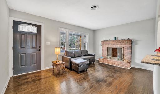 Photo #4 of 1059 Fairview Drive, Big Island, VA 1.8 acres