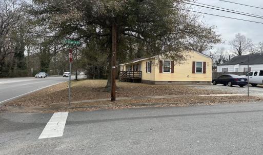 Photo #12 of 308-310 Elizabeth St, Suffolk, VA 0.4 acres