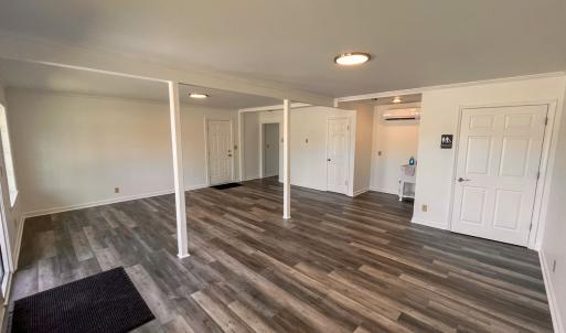 Photo #6 of 12468 Warwick Blvd, Newport News, VA 0.2 acres