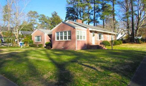 Photo of UNDER CONTRACT!!  Spacious 3 BR 2 Bath Home on Corner Lot Available in Suffolk Virginia!