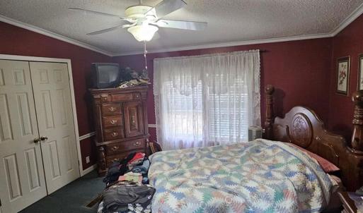 Master Bedroom Has 2 Large Closets!