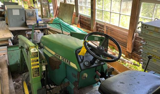 John Deere 855