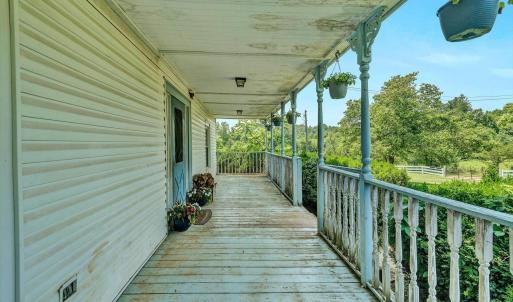 Farmhouse - Covered Porch