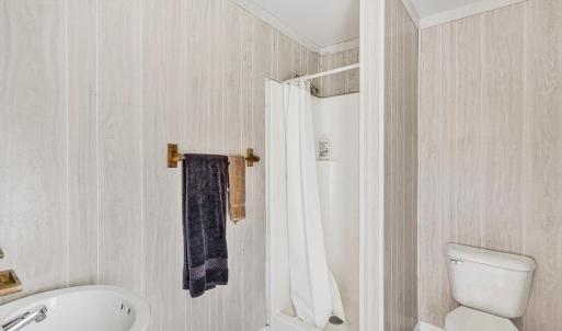 Guest Cabin - Full Bath #2