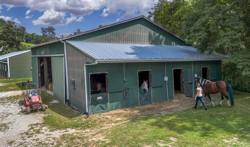 9195 Springwood Rd-13