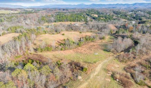 16-DJI_20251113150647_0063_D_MIB