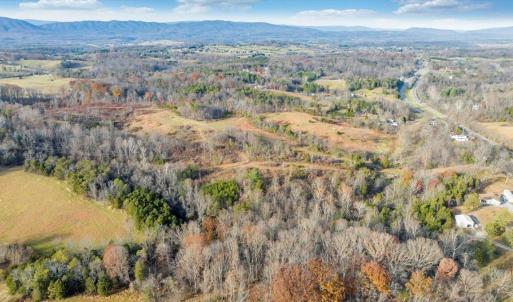 30-DJI_20251113151723_0079_D_MIB