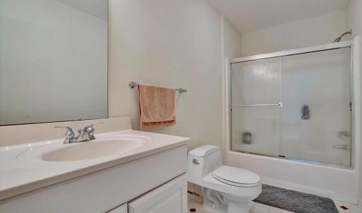 Main House - Master #2 Full Bath