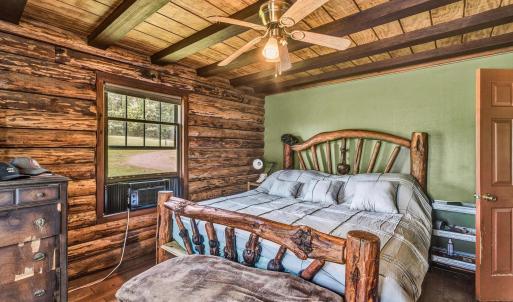 Cottage - Primary Bedroom