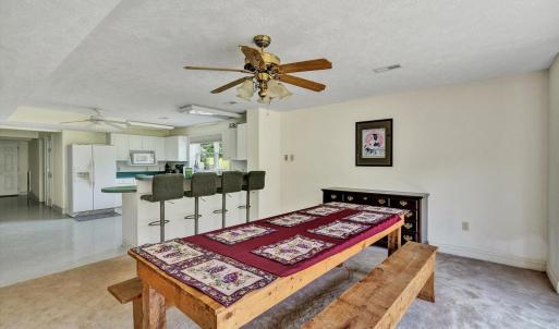 Main House - Dining Room02