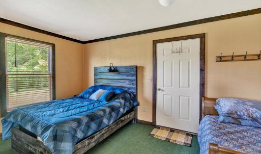 Guest Cabin x8