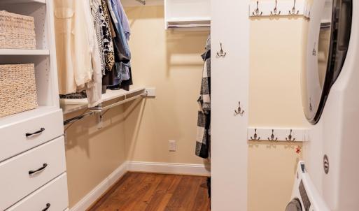 Closet 3 (laundry)