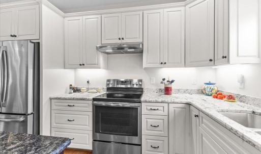 12-4133 Grove Hill Rd-12