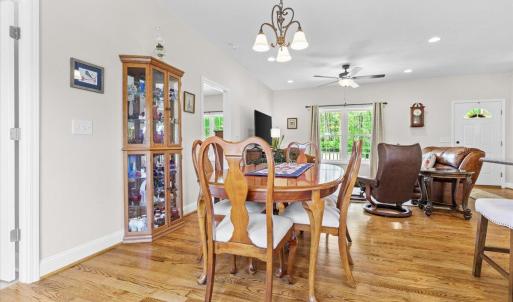 14-4133 Grove Hill Rd-14
