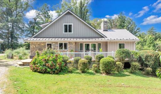 280 Woodwinds Rd