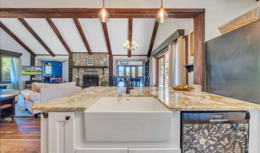 Kitchen to Dining & Great Rm