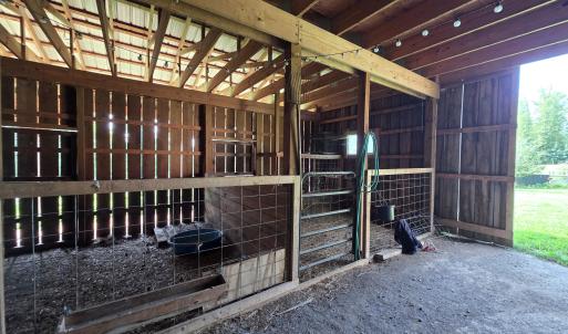 Barn