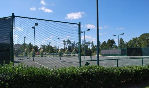 33-Taberna - Tennis Courts