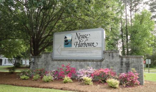 Neuse Harbour Subd Sign