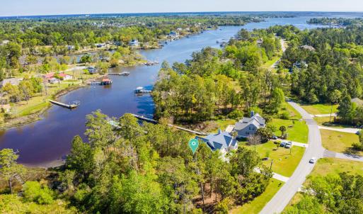 361 Chadwick Shores Dr Sneads-large-012-