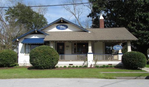 02 Marsha's Cottage IMG_0304