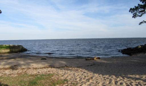 04 Oriental Public Beach IMG_0619