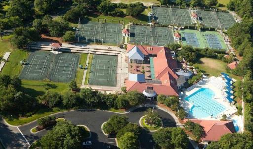 Landfall Tennis & Pool
