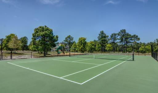 5 Tennis Courts