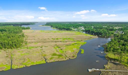 Queens Creek Frontage