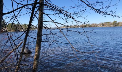 20180403190350650541000000-o