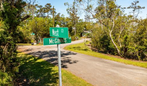 McGinnis Point West Court