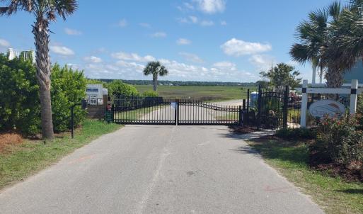 OC Gate
