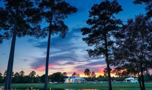 20221025192546586493000000-o