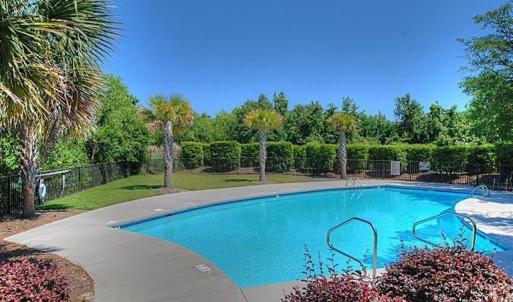 ASSOCIATION POOL
