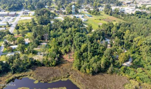 2 Dees Avenue, Bayboro NC