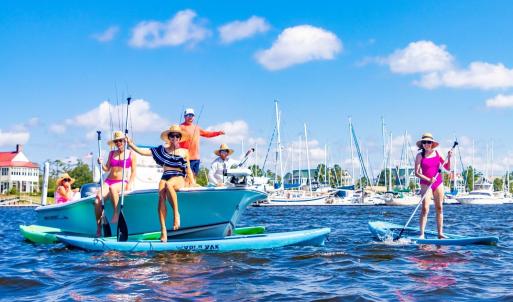 Paddleboarding (Large)