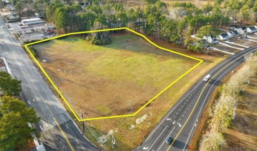 Northern Blvd and Main St